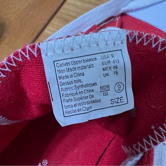 AIRWALK shoes women’s men’s size 9 red sneakers tennis shoes red unisex shoes - Picture 10 of 13